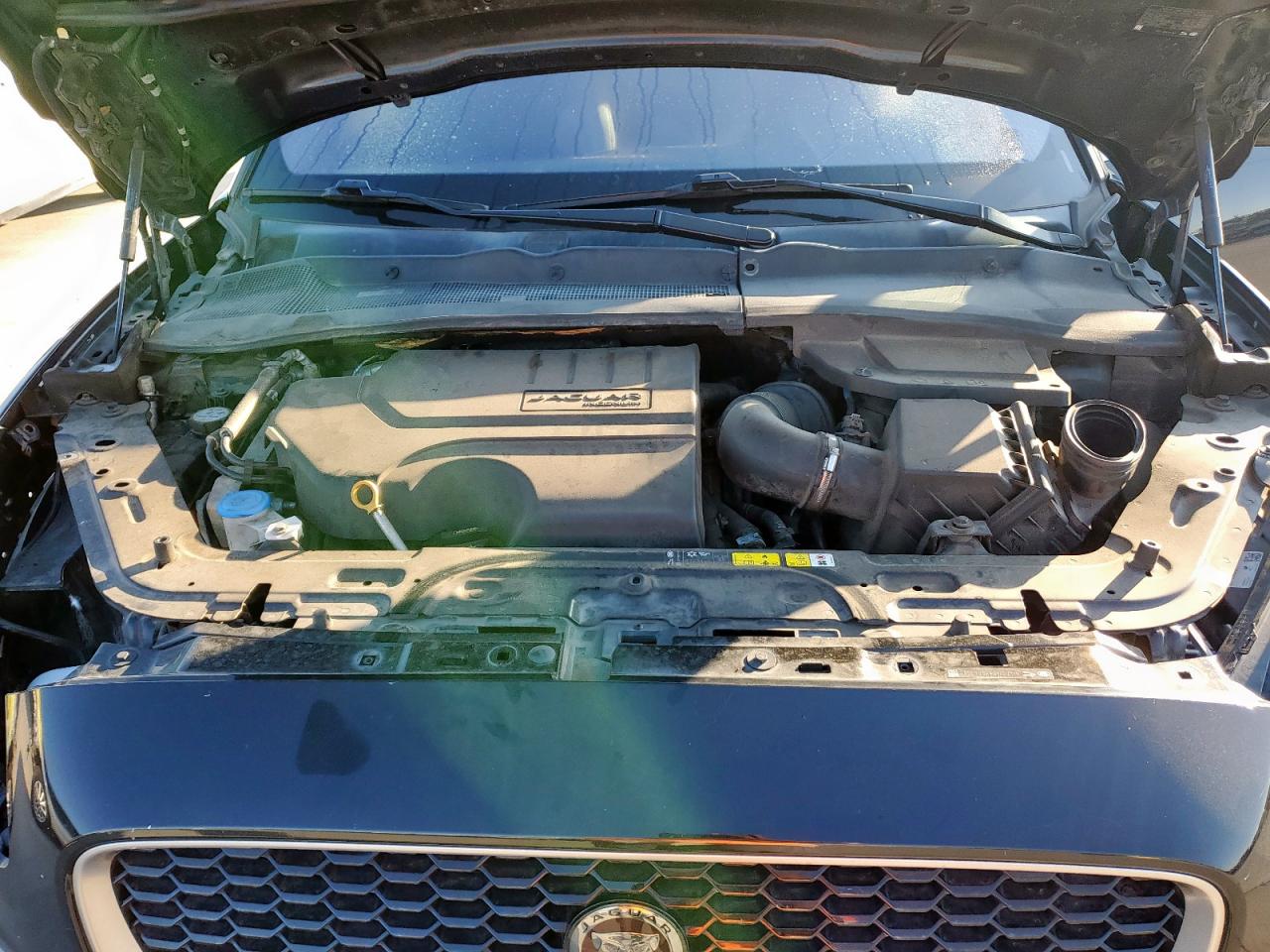 JAGUAR E-PACE R-DYNAMIC S