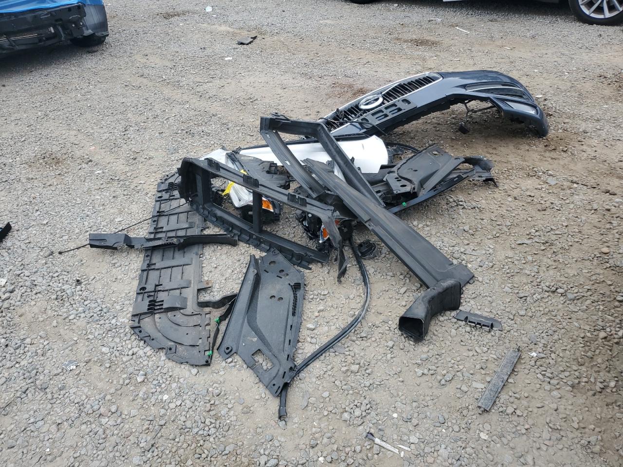 VOLVO XC90 T6 MOMENTUM