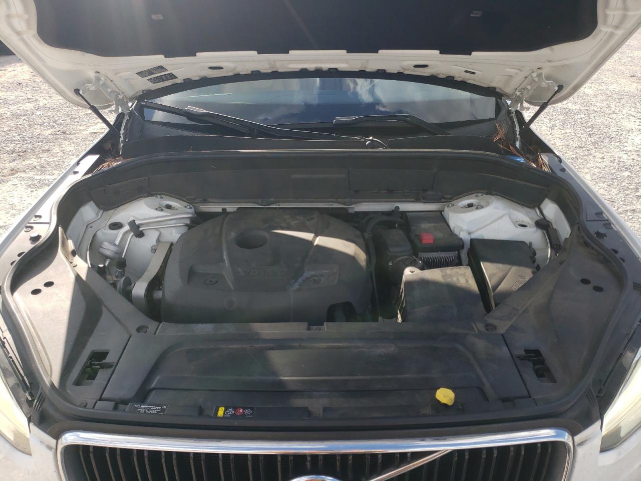 VOLVO XC90 T6 MOMENTUM