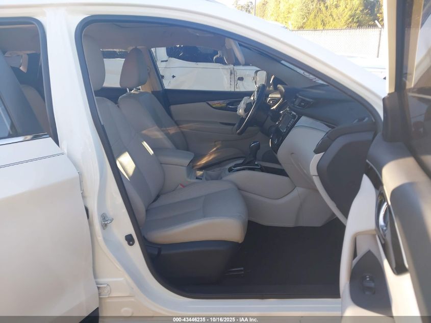 2018 NISSAN ROGUE SPORT SL