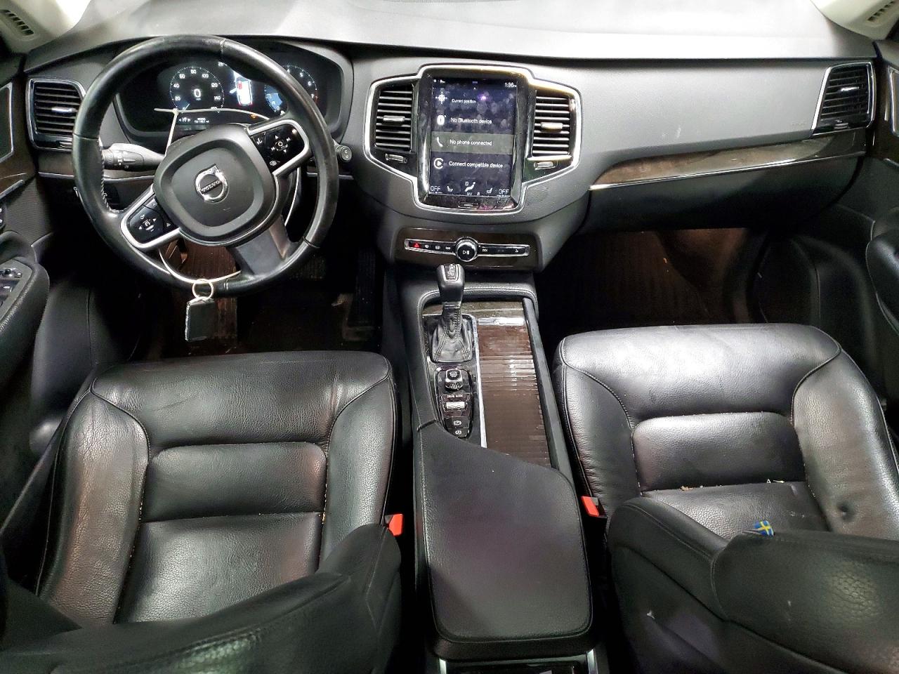 2018 VOLVO XC90 T6 MOMENTUM