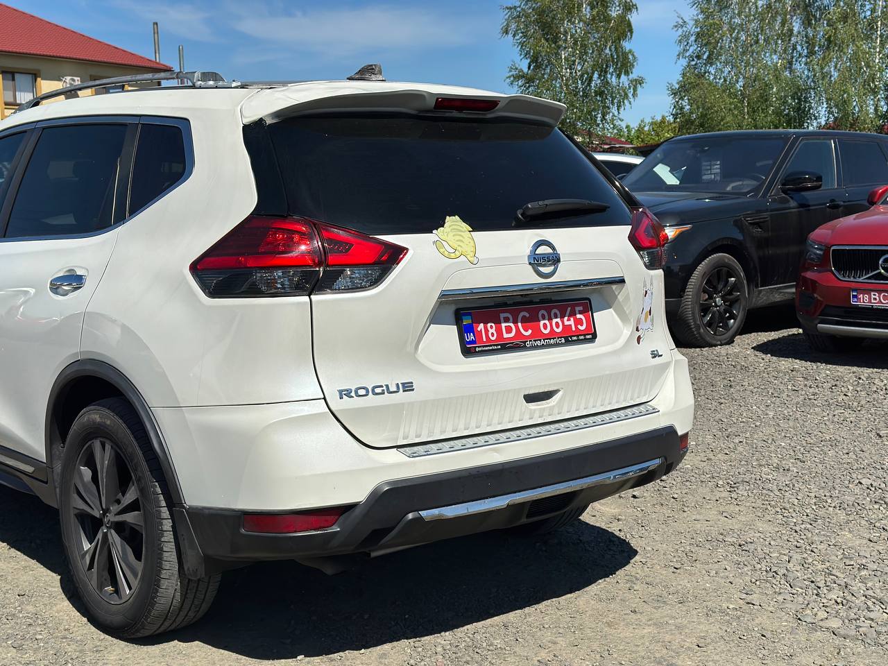 2017 NISSAN ROGUE SL
