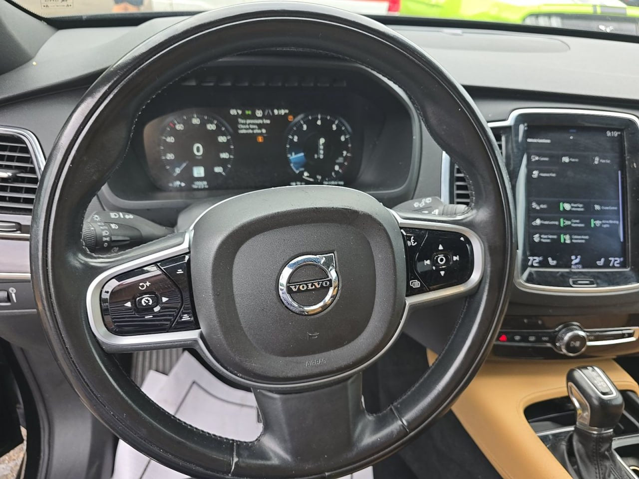 2018 VOLVO XC90 T6 MOMENTUM (ПНЕВМА)