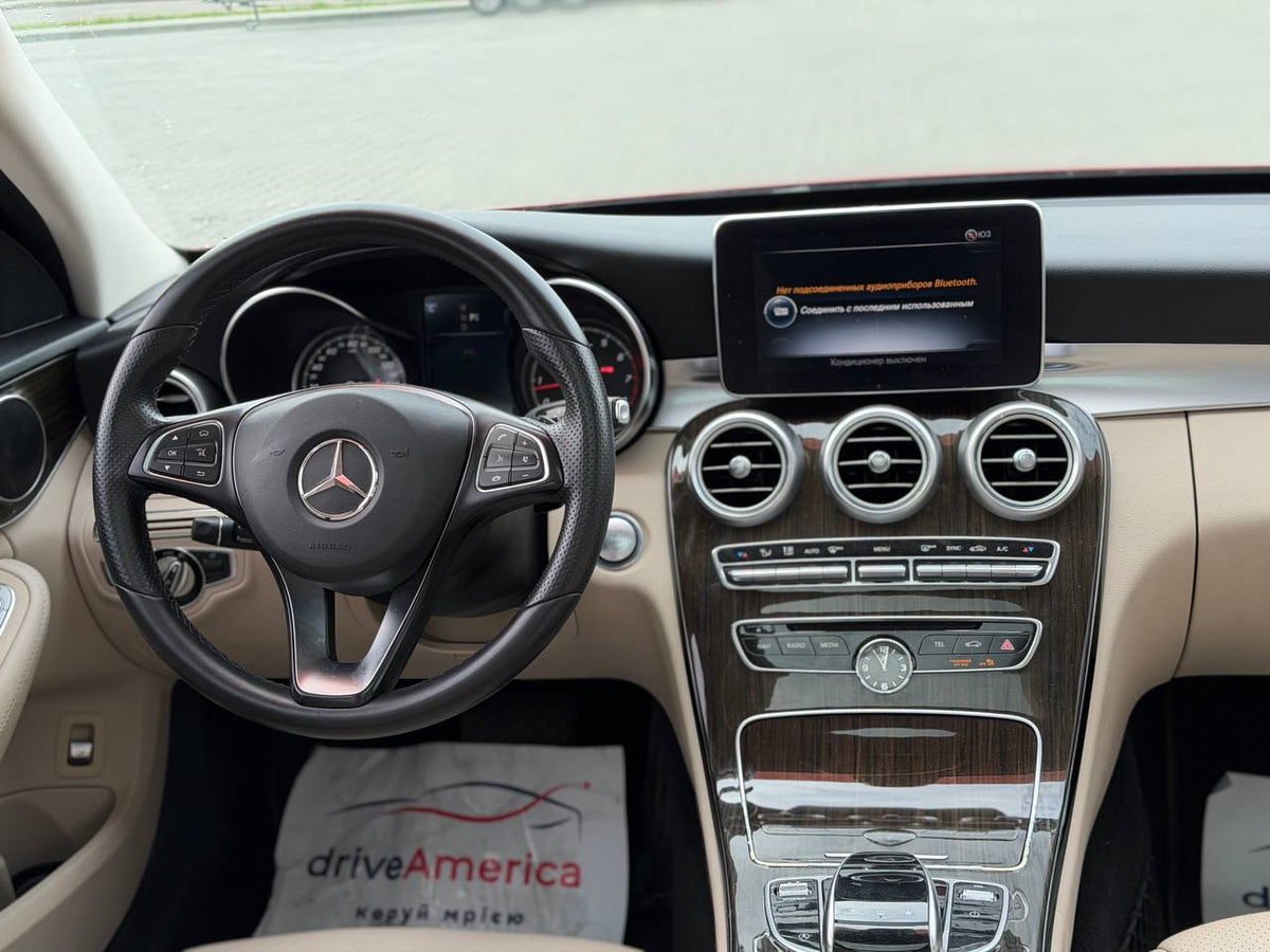 MERCEDES-BENZ C 300