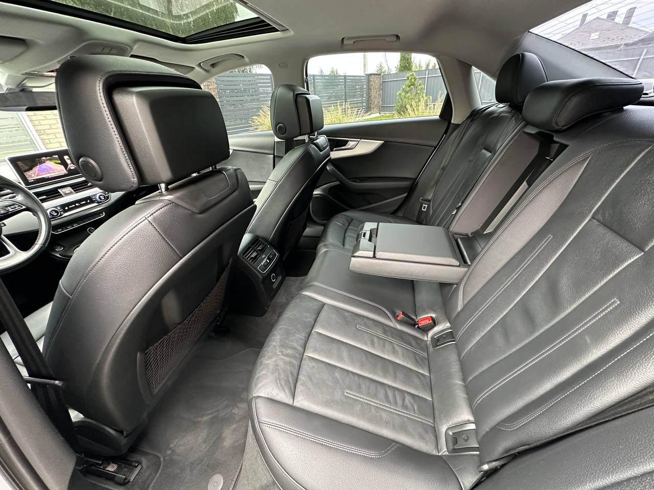 AUDI A4 PREMIUM S-LINE