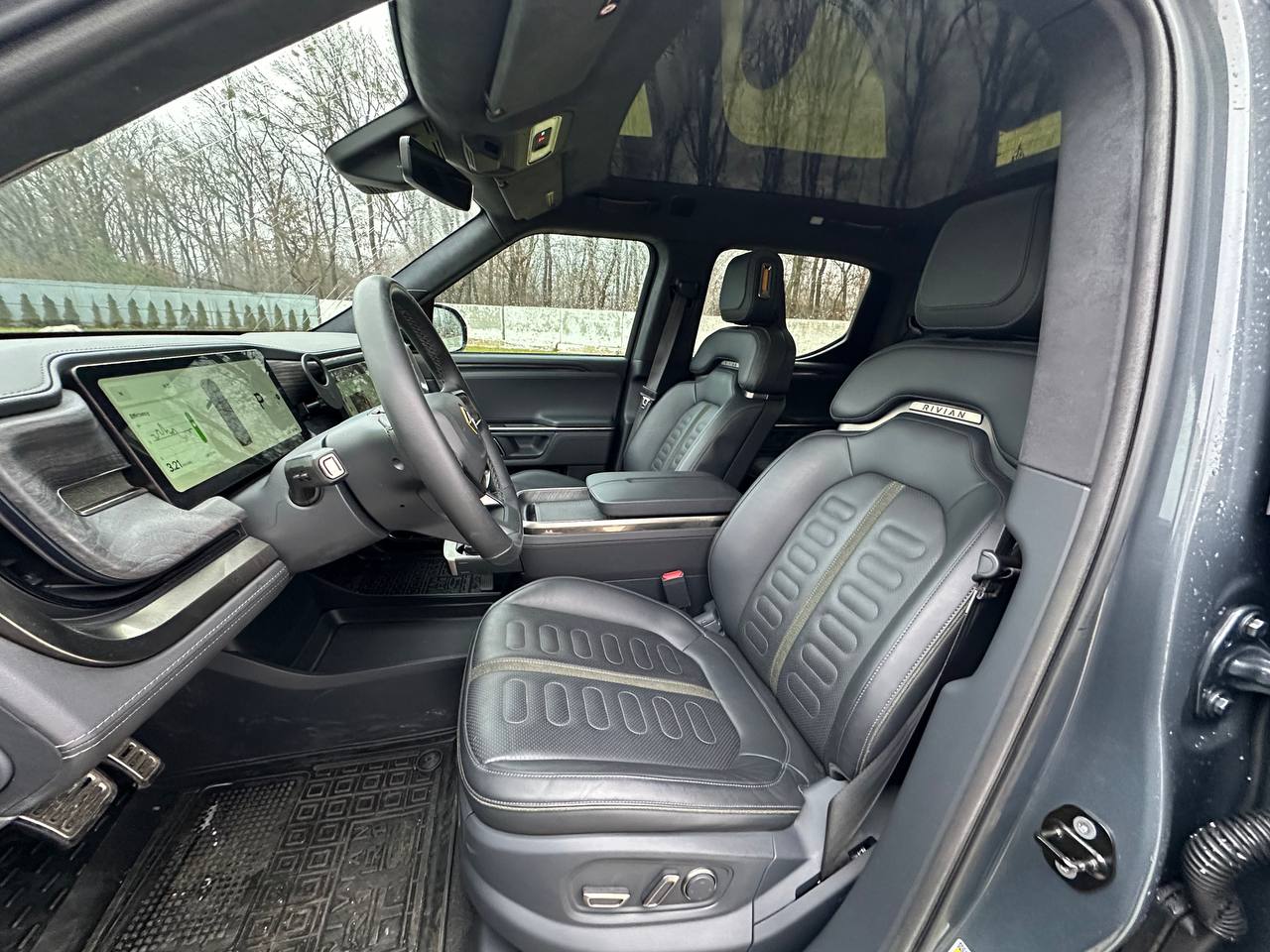 2022 RIVIAN R1T ADVENTURE QUAD MOTOR LARGE