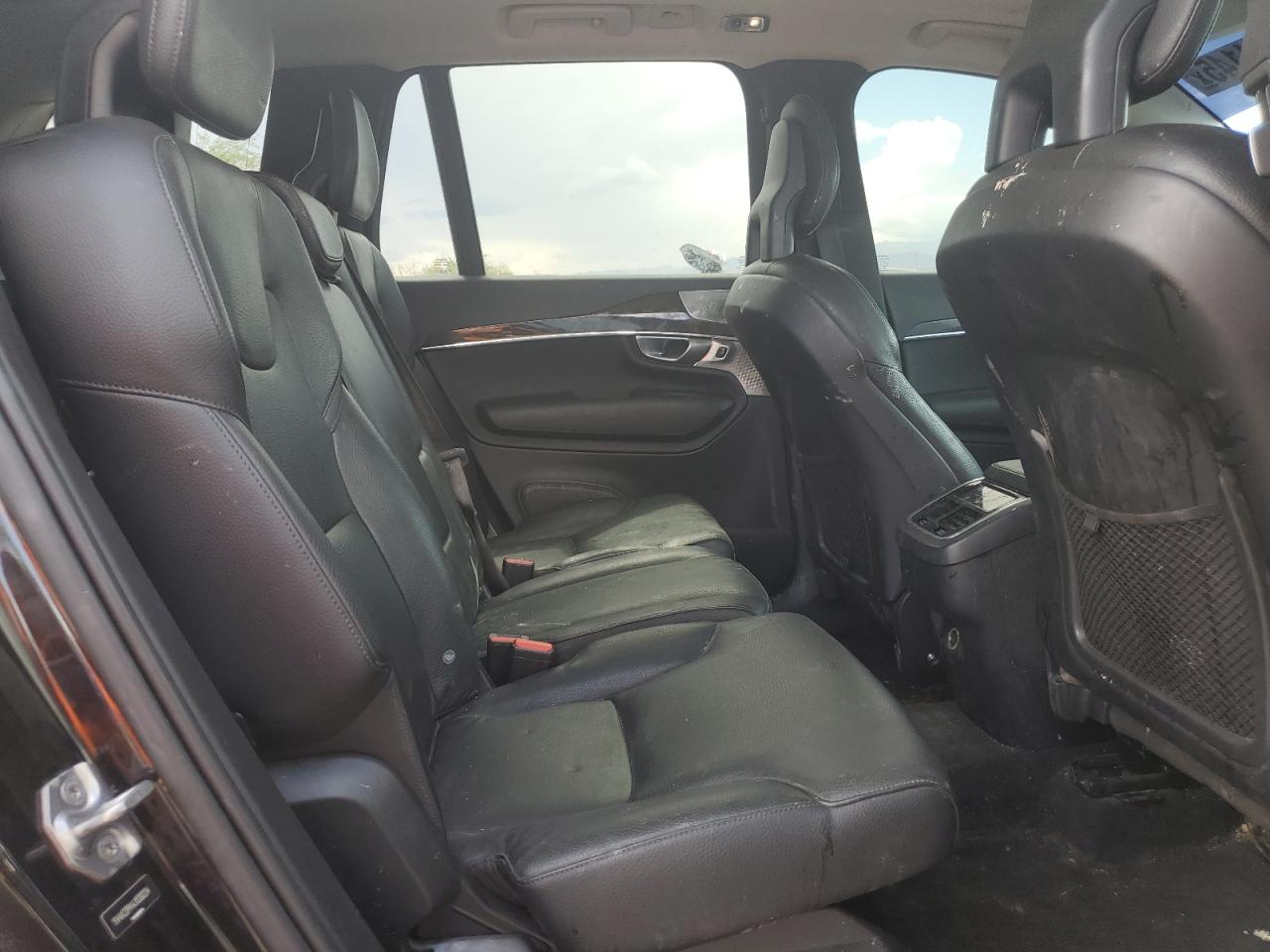 2018 VOLVO XC90 T6