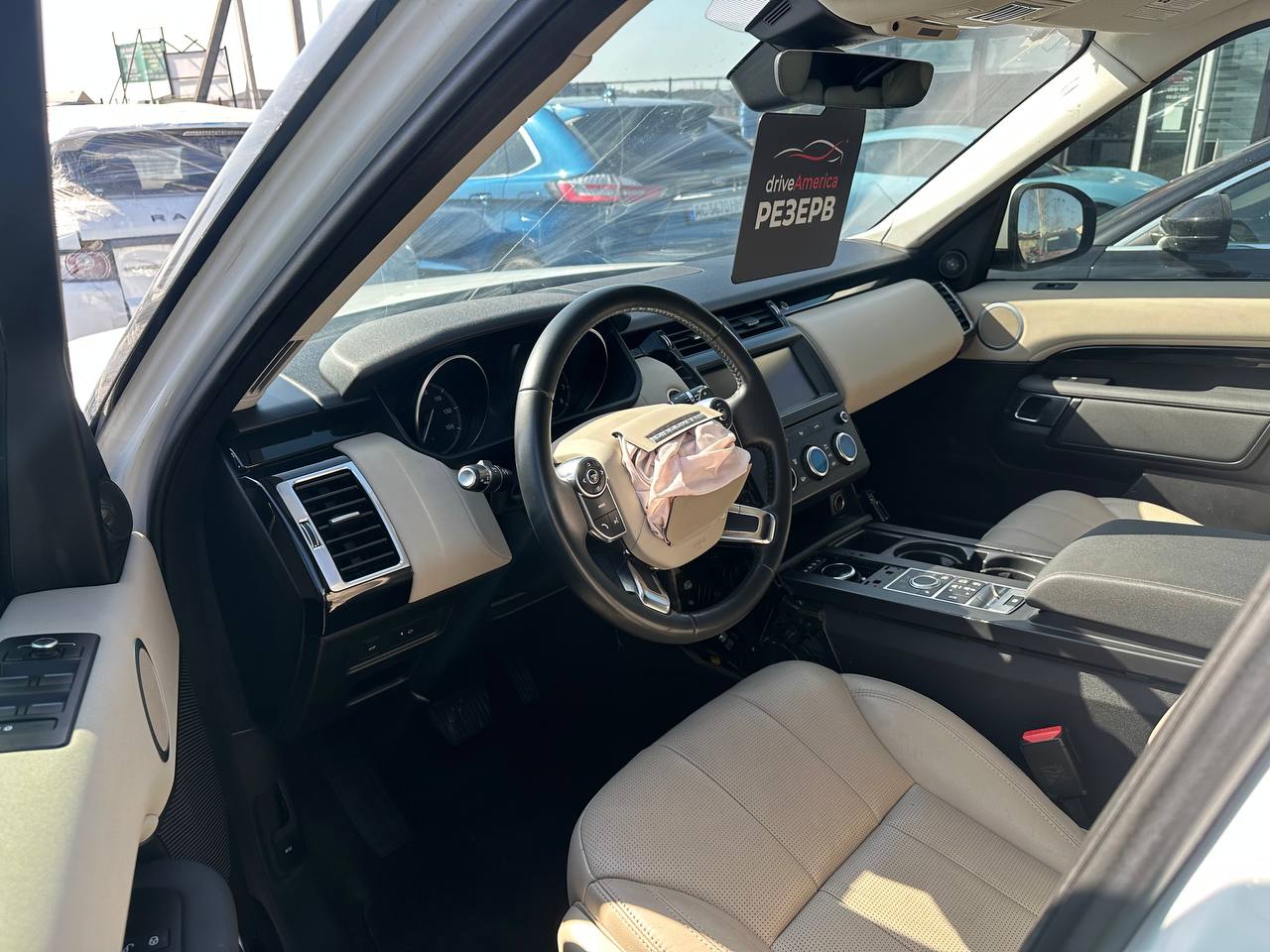 2018 LAND ROVER DISCOVERY SE