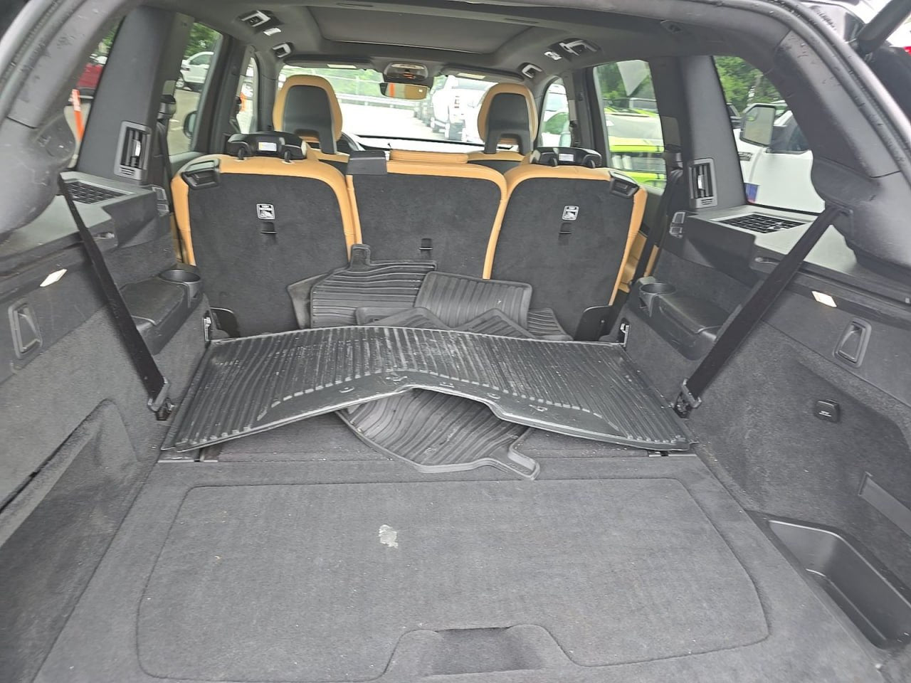 2018 VOLVO XC90 T6 MOMENTUM (ПНЕВМА)