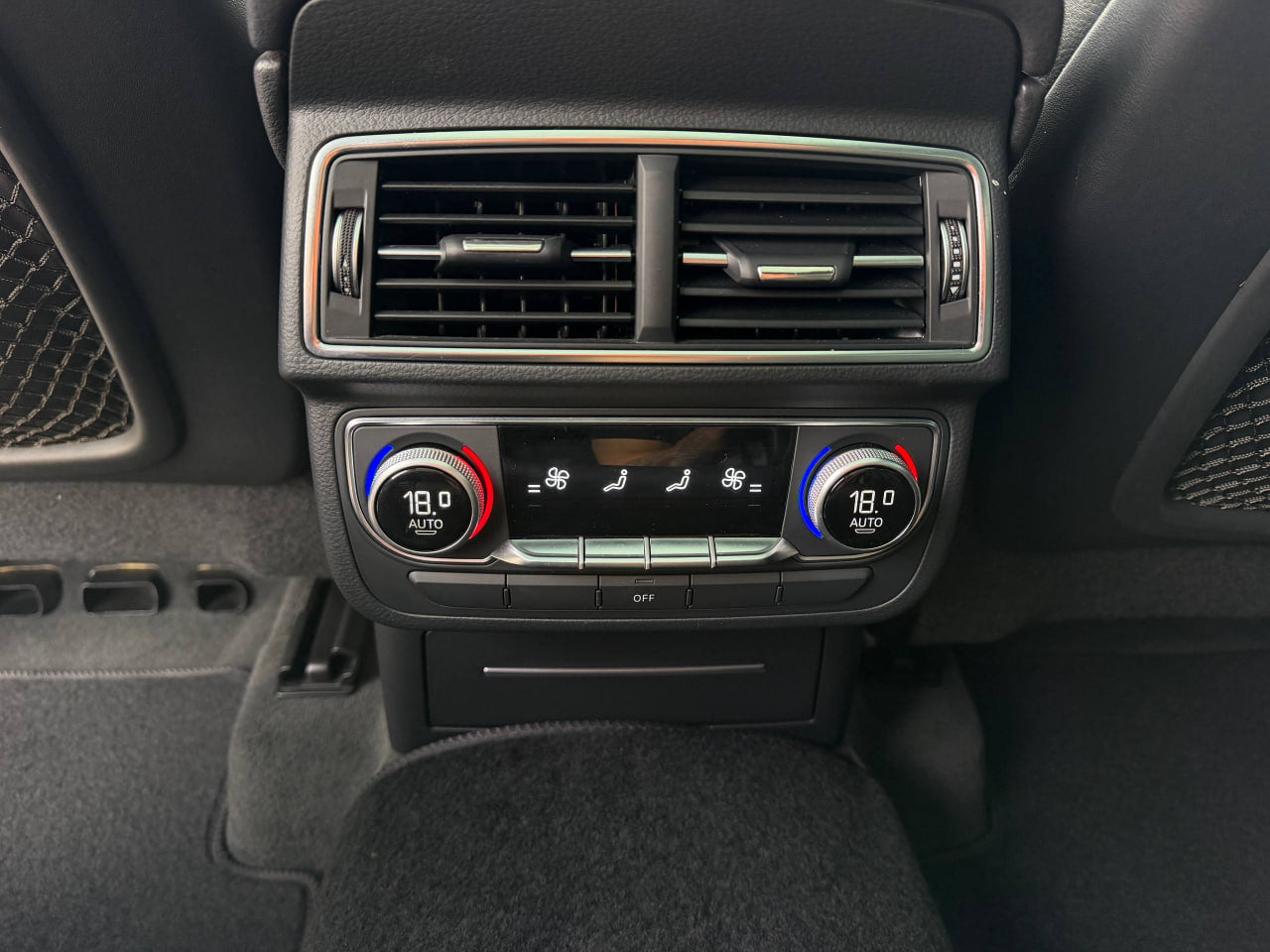 2017 AUDI Q7 PRESTIGE