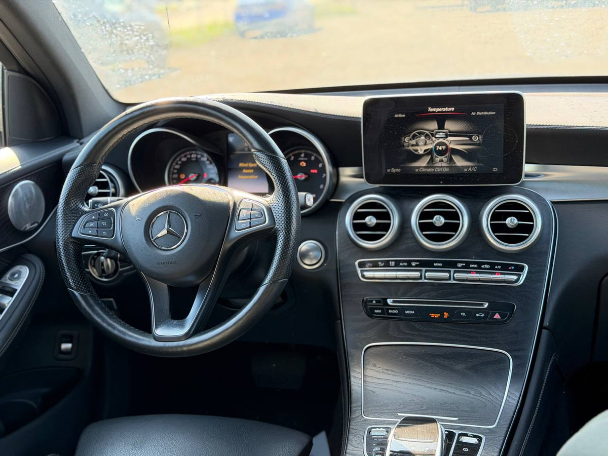 2017 MERCEDES-BENZ GLC 300 4MATIC