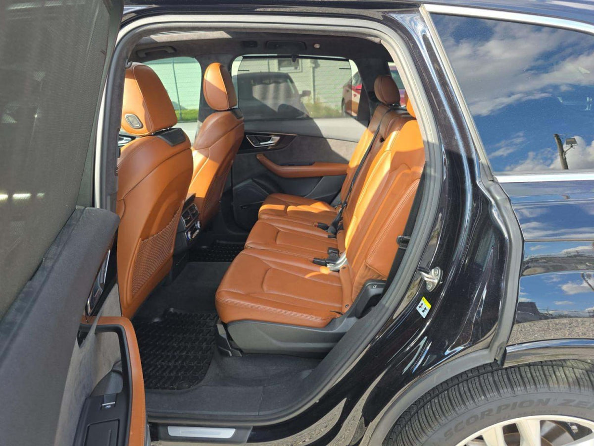 2017 AUDI Q7 PRESTIGE